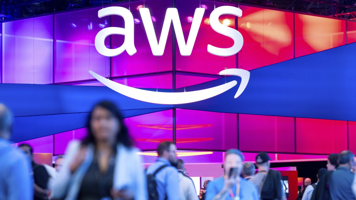 AWS Unveils $1 Billion Cloud Credit Initiative for AI Startups in 2025